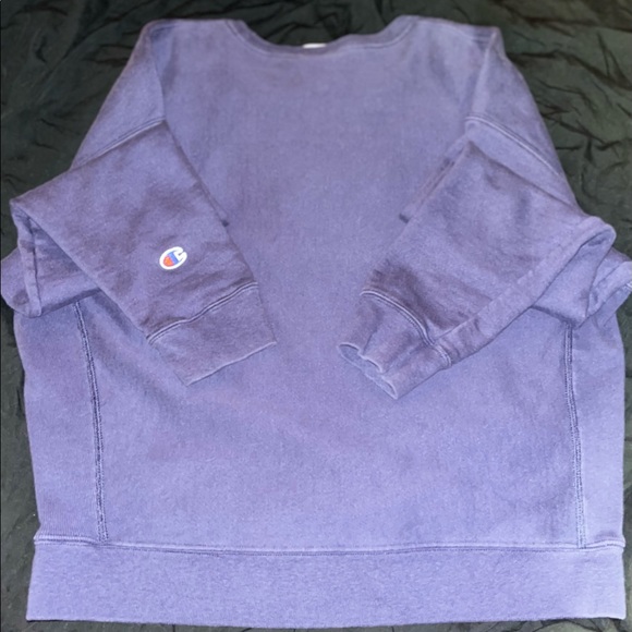 Champion Sweatshirt - Picture 3 of 4